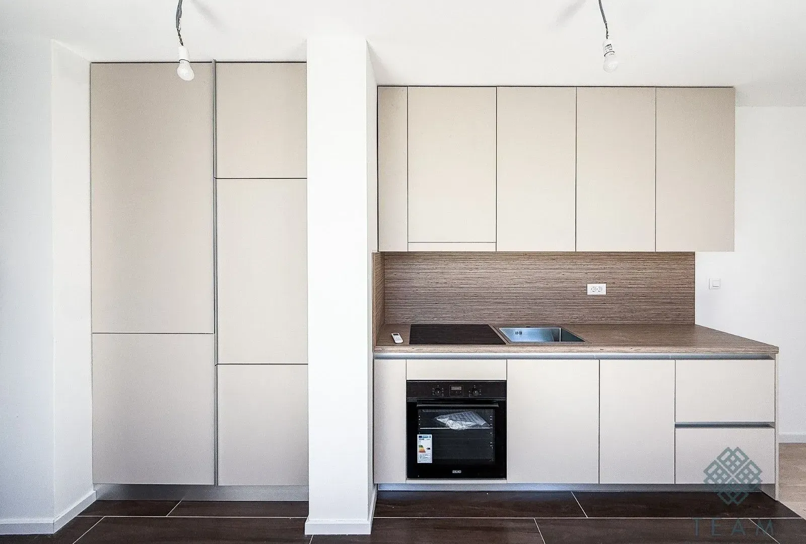 Prodaja, garsonjera, 45m², Tološi, Podgorica