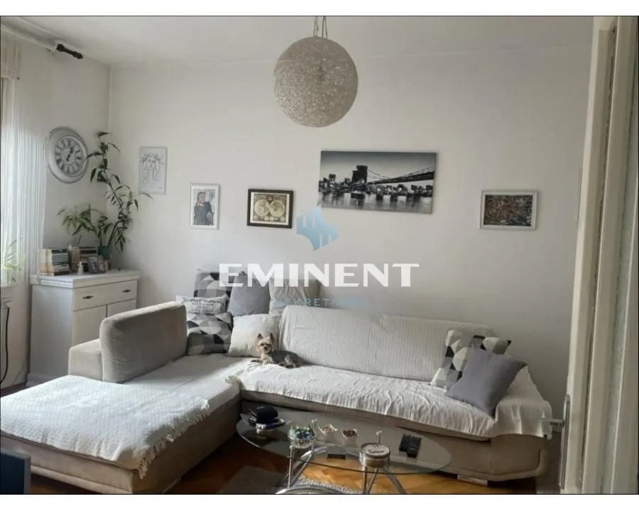 Rent, one bedroom apartment, 44m², Stari Grad, Beograd