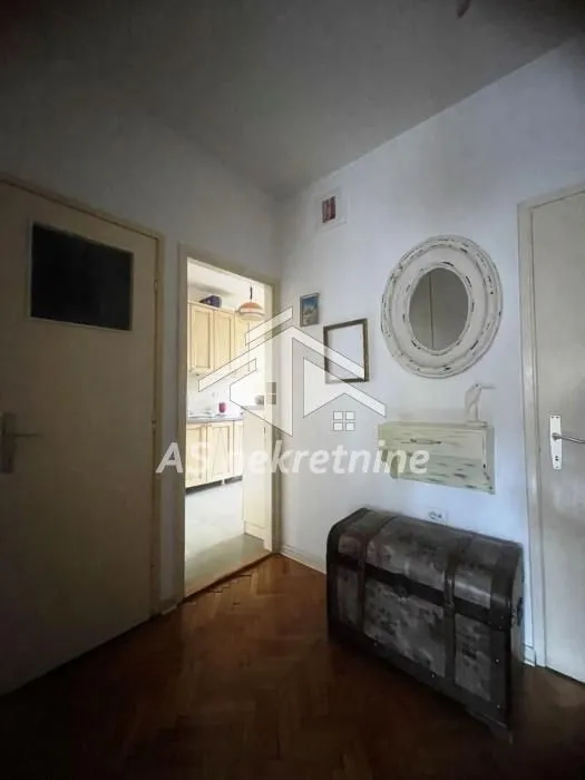 Rent, three bedroom apartment, 70m², Vračar Sve Podlokacije, Beograd