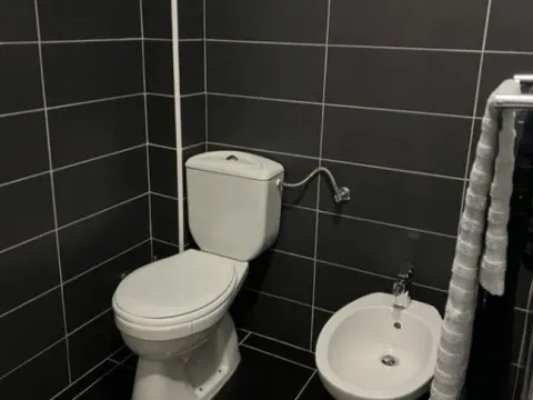 Izdavanje, dvosoban stan, 100m², Šušanj, Bar - image 6