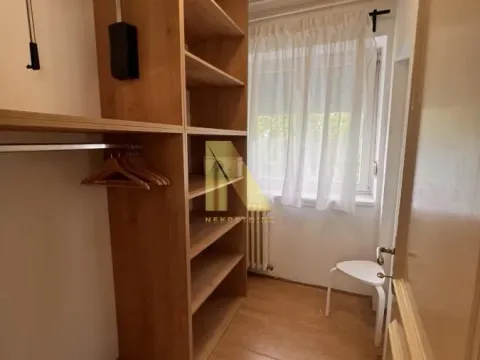 Prodaja, četvorosoban stan, 103m², Stari grad, Novi Sad - image 22