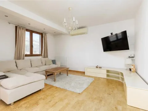 Sale, house, 221m², Bjeliši, Bar - image 4