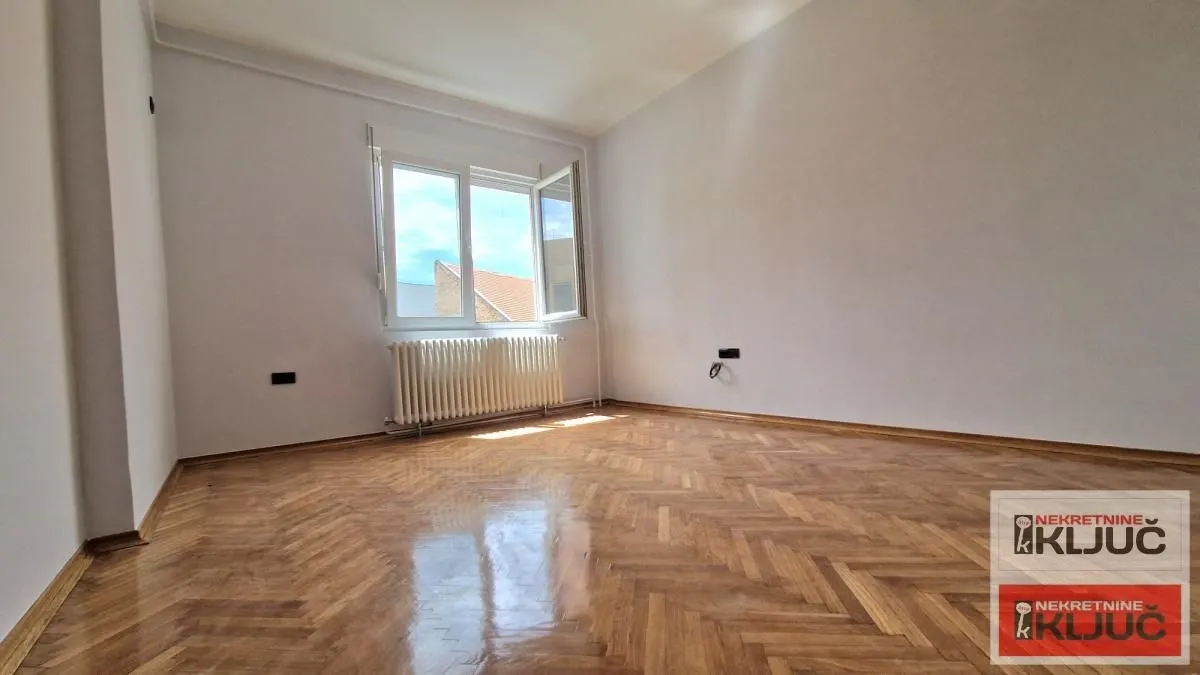 Sale, studio apartment, 25m², Centar, Novi Sad