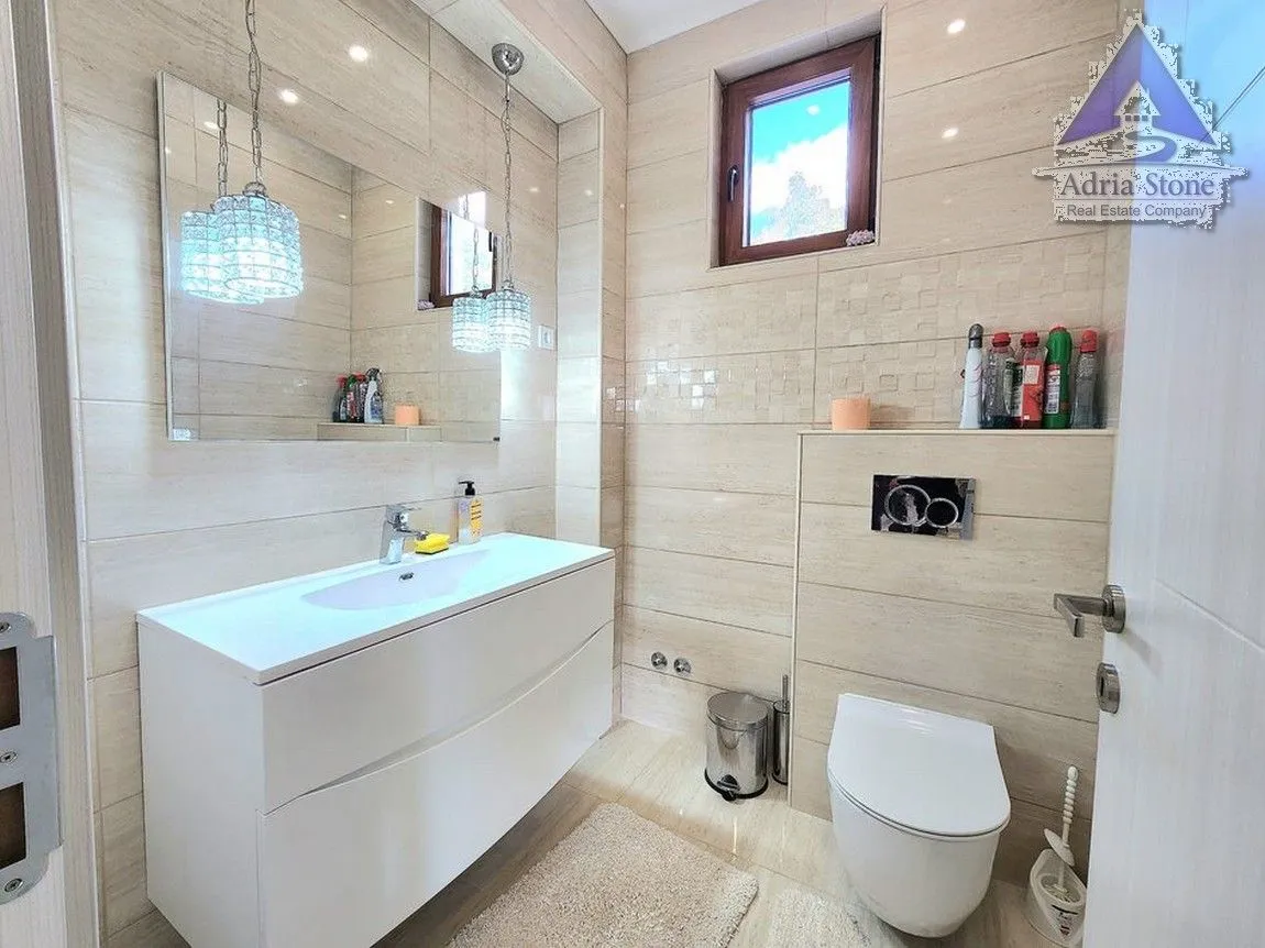Sale, house, 199m², Kuljače, Budva