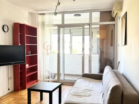 Rent, apartment, 50m², Podgorica, Crna Gora - image 1