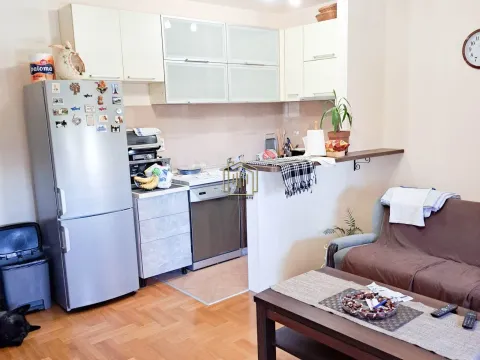 Prodaja, jednosoban stan, 48m², Tuški Put, Podgorica - image 14