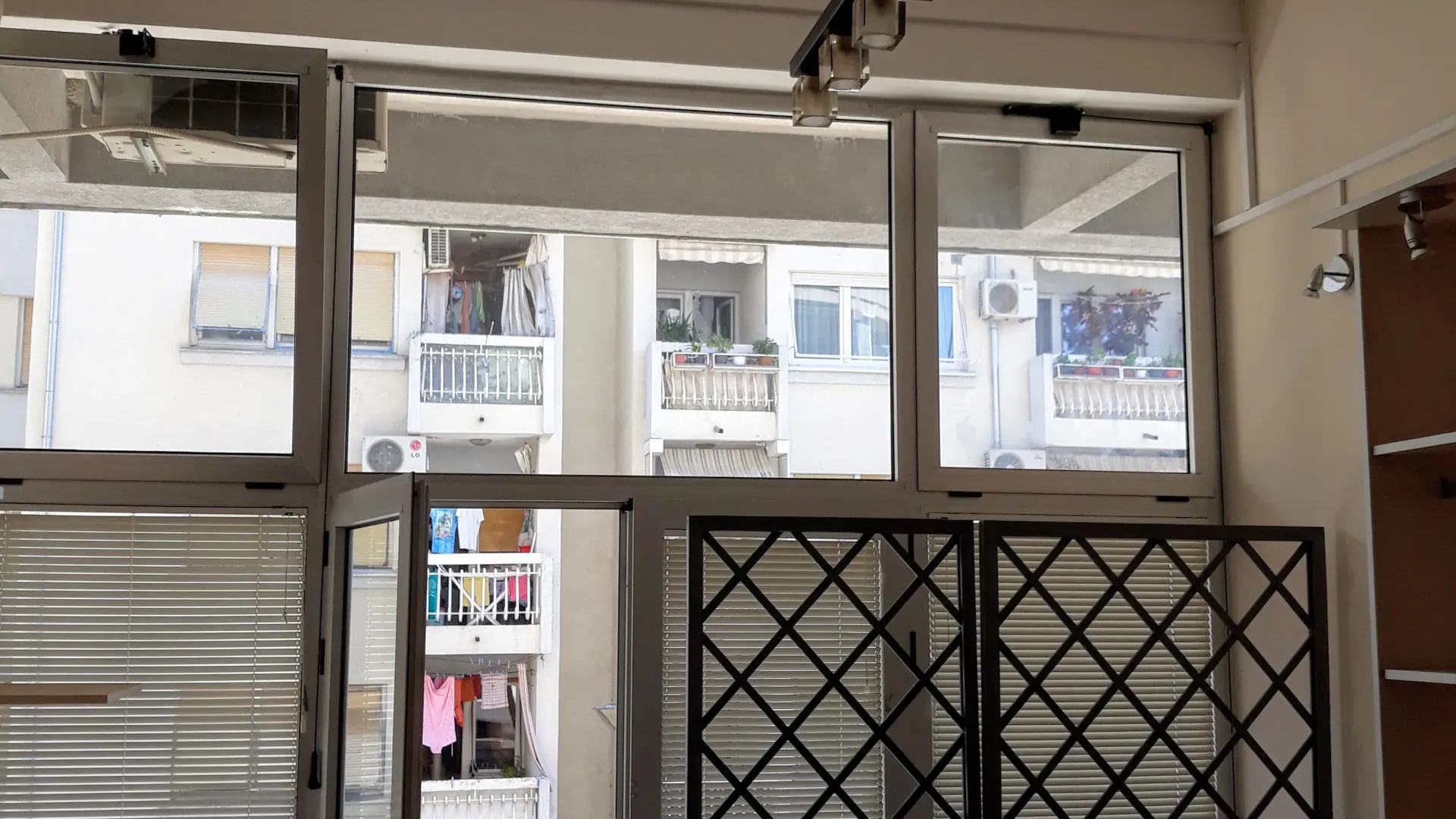 Rent, office space, 25m², Centar, Tivat