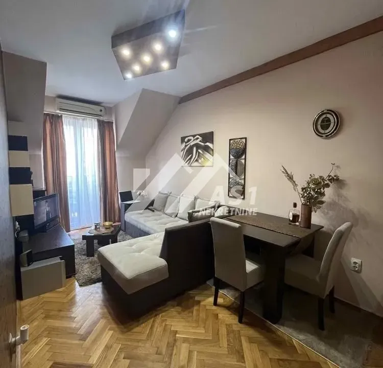 Izdavanje, dvosoban stan, 60m², Nova Detelinara, Novi Sad Sve Podlokacije