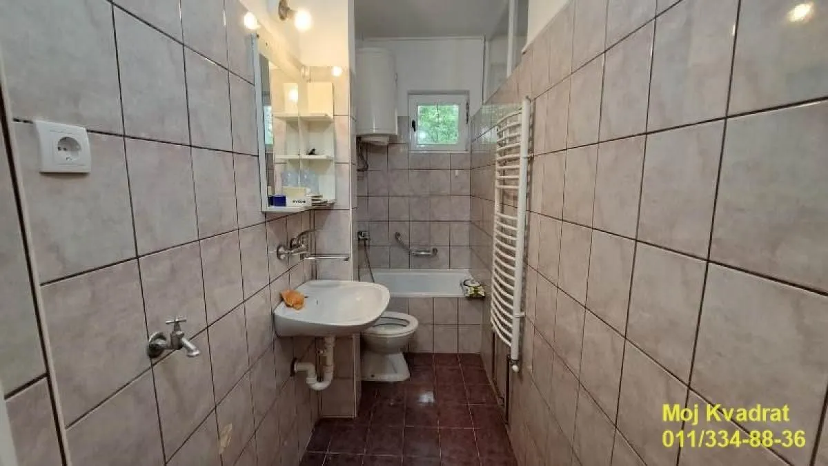 Prodaja, trosoban stan, 81m², Stari Grad, Beograd