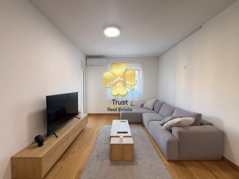 Izdavanje, jednosoban stan, 50m², New City, Podgorica