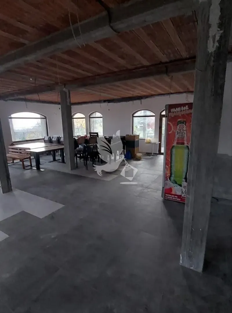Prodaja, ugostiteljski objekat, 400m², Mladenovac, Beograd