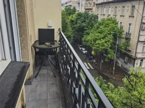 Izdavanje, četvorosoban stan, 98m², Vračar Sve Podlokacije, Beograd - image 6