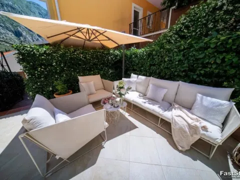 Prodaja, dvosoban stan, 63m², Orahovac, Kotor - image 15