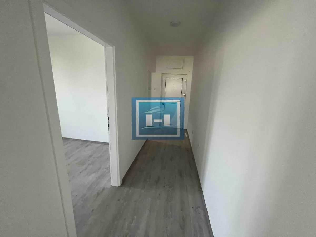 Sale, two bedroom apartment, 74m², Centar, Paraćin