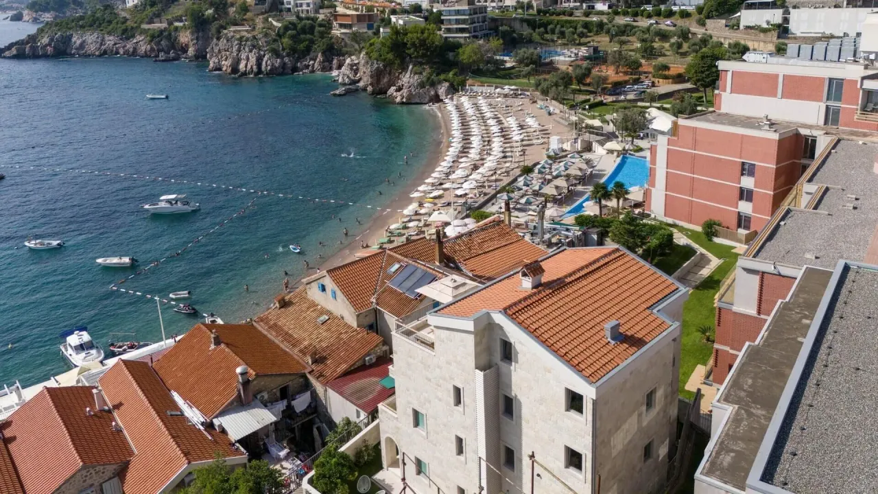 Sale, apartment, 358m², Pržno, Budva