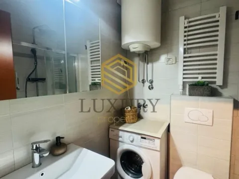 Izdavanje, jednosoban stan, 53m², City Kvart, Podgorica - image 11