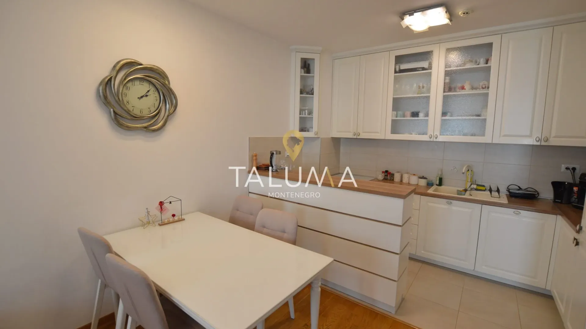 Prodaja, dvosoban stan, 64m², City Kvart, Podgorica