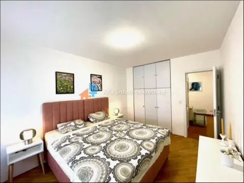 Rent, four bedroom apartment, 102m², Vračar Hram, Vračar Sve Podlokacije - image 12