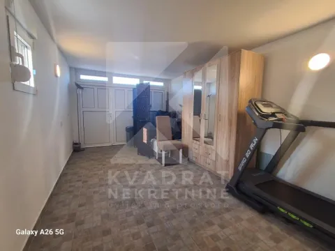 Prodaja, kuća, 160m², Donja Gorica, Podgorica - image 20