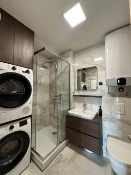 Prodaja, jednosoban stan, 45m², City Kvart, Podgorica - image 17