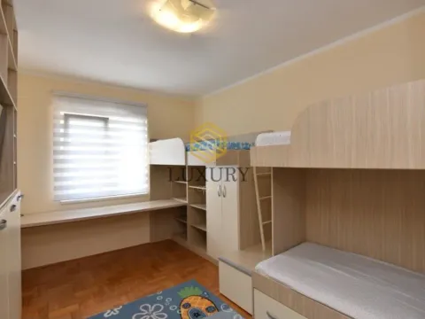 Izdavanje, dvosoban stan, 65m², Kod Big Fashion-a, Podgorica - image 9