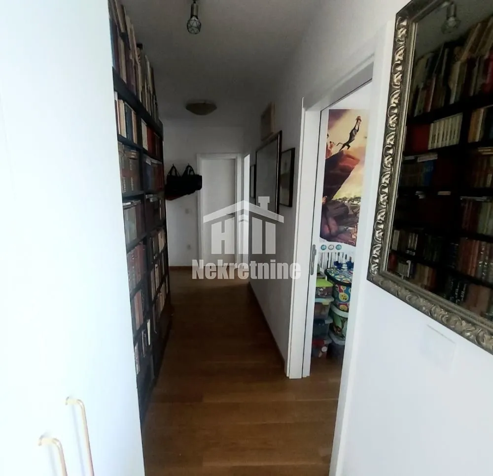 Sale, two bedroom apartment, 75m², Dušanovac, Voždovac Sve Podlokacije
