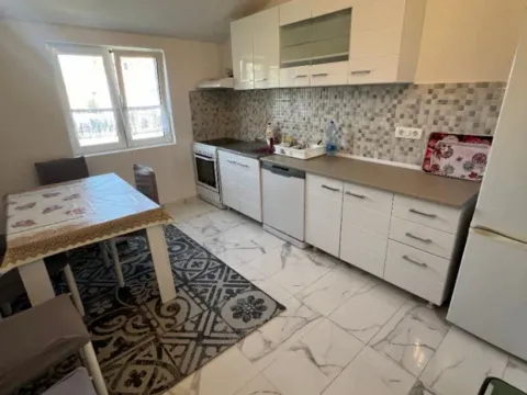 Rent, apartment, 140m², Polje, Bar - image 3