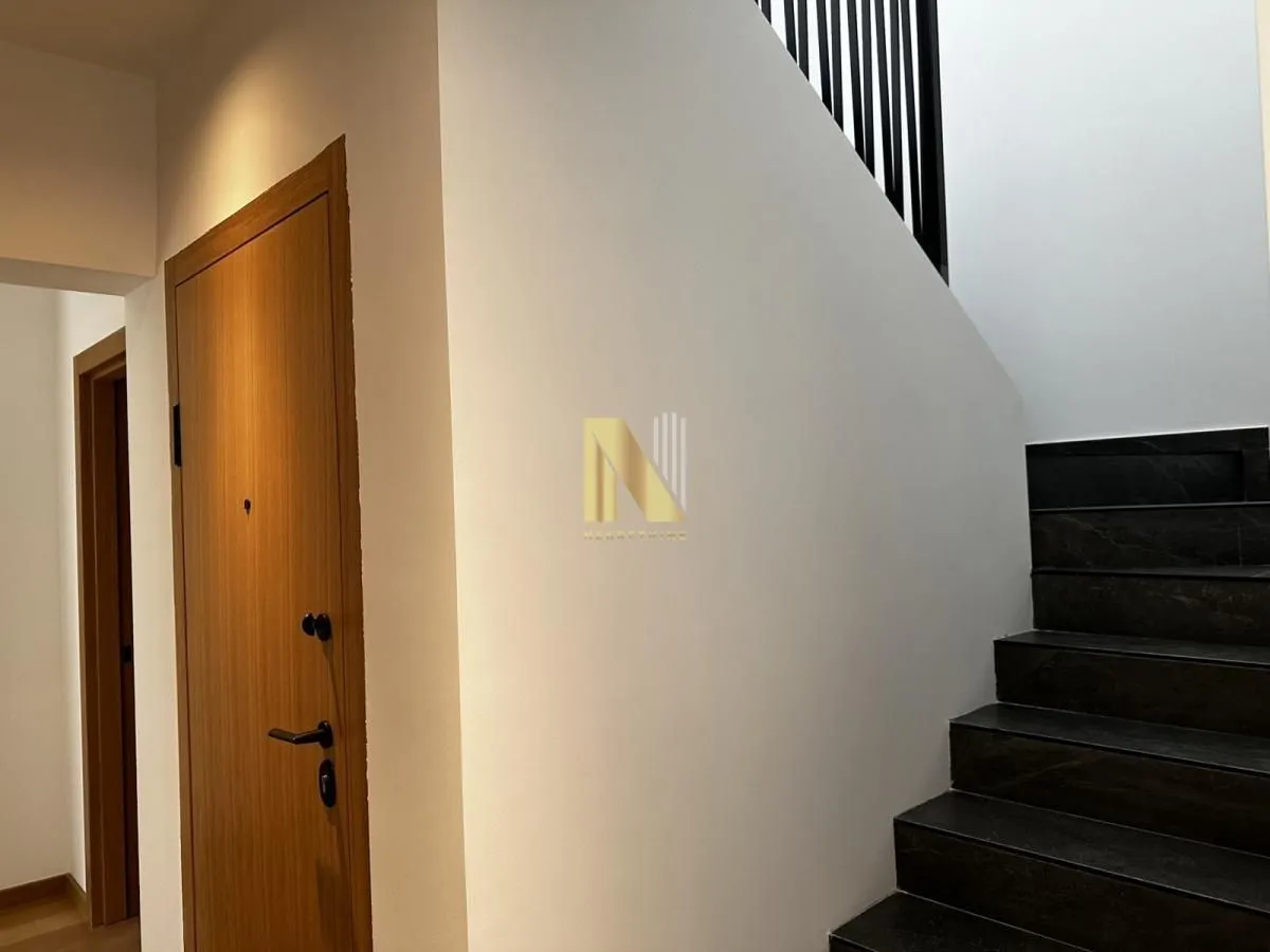 Prodaja, četvorosoban stan, 133m², Grbavica, Novi Sad Sve Podlokacije