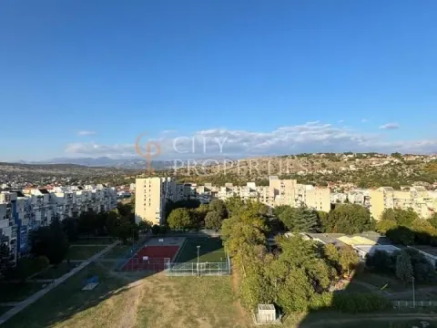 Prodaja, stan, 77m², Blok 5, Podgorica - image 2