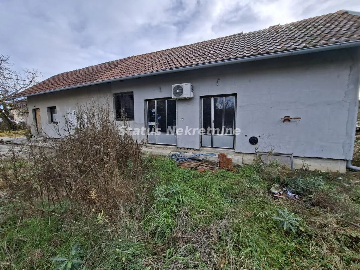 Prodaja, kuća, 118m², Futog, Novi Sad Sve Podlokacije
