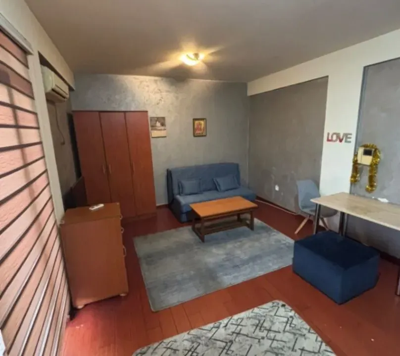 Izdavanje, garsonjera, 35m², Stari Aerodrom, Podgorica