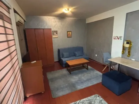 Izdavanje, garsonjera, 35m², Stari Aerodrom, Podgorica