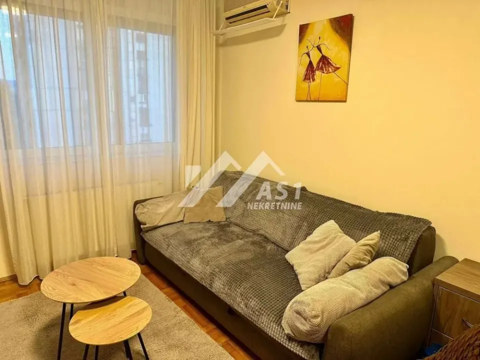 Rent, two bedroom apartment, 50m², Grbavica, Novi Sad Sve Podlokacije