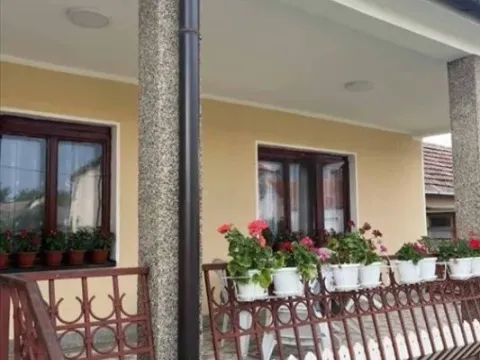 Sale, house, 130m², Žabari, Srbija - image 2