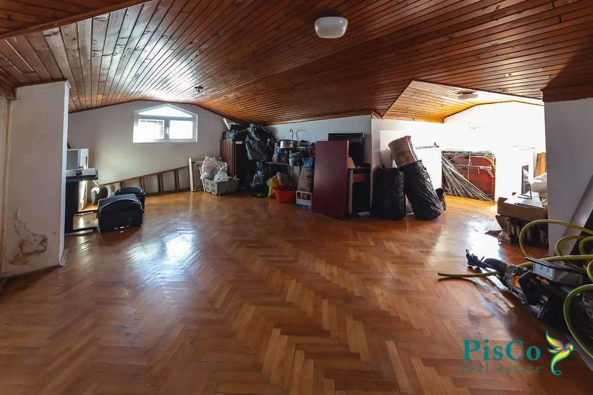 Rent, house, 250m², Zabjelo, Podgorica