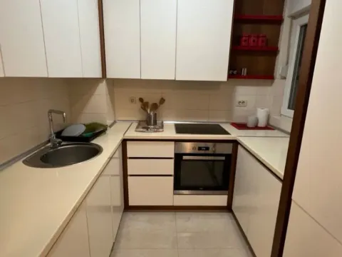 Rent, one bedroom apartment, 54m², City Kvart, Podgorica - image 1