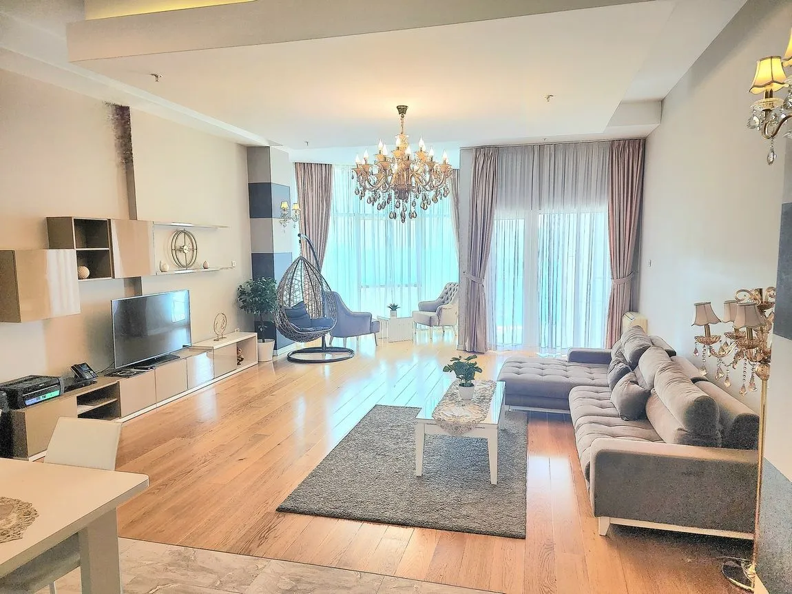 Sale, three bedroom apartment, 178m², Centar, Budva