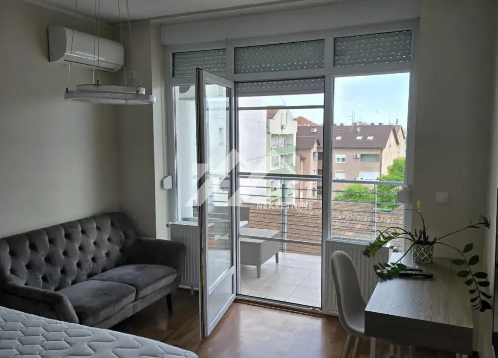 Izdavanje, stan, 37m², Novi Sad Sve Podlokacije, Novi Sad