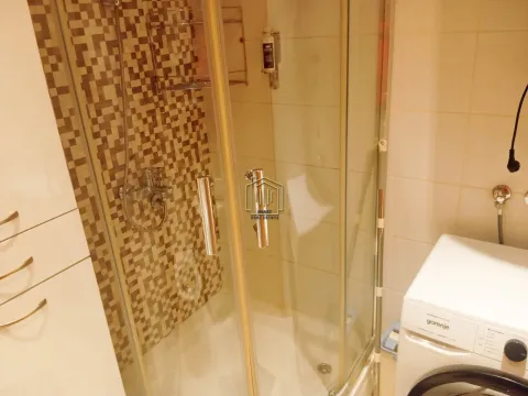 Izdavanje, jednosoban stan, 48m², City Kvart, Podgorica - image 5