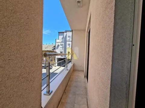 Izdavanje, dvosoban stan, 49m², Centar, Novi Sad - image 6
