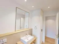 Sale, one bedroom apartment, 69m², Luštica Bay, Tivat - image 11