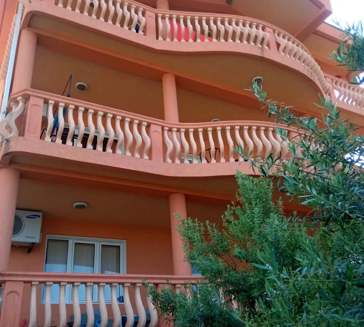 Prodaja, kuća, 375m², Bar, Crna Gora