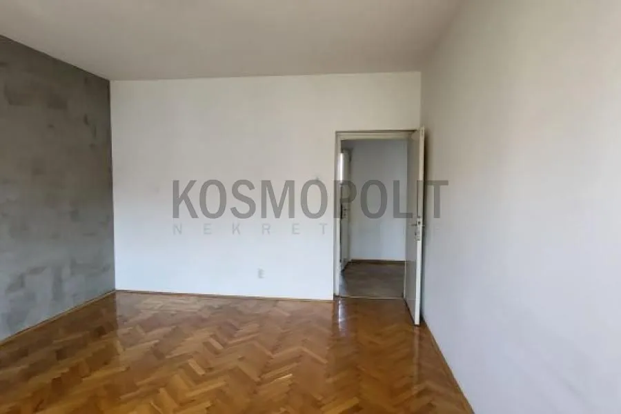 Prodaja, dvosoban stan, 68m², Stari Grad, Beograd
