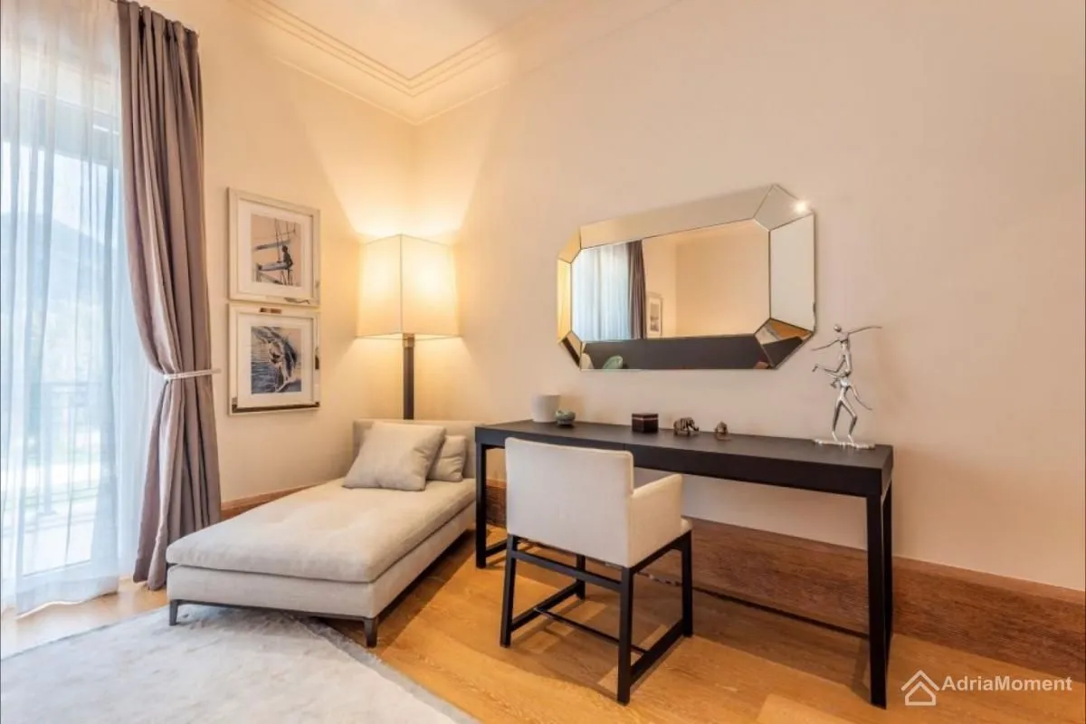 Sale, four bedroom apartment, 258m², Porto Montenegro, Tivat