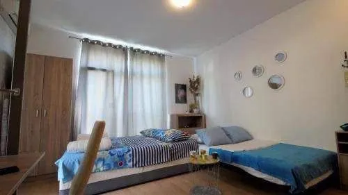 Izdavanje, garsonjera, 30m², Bečići, Budva