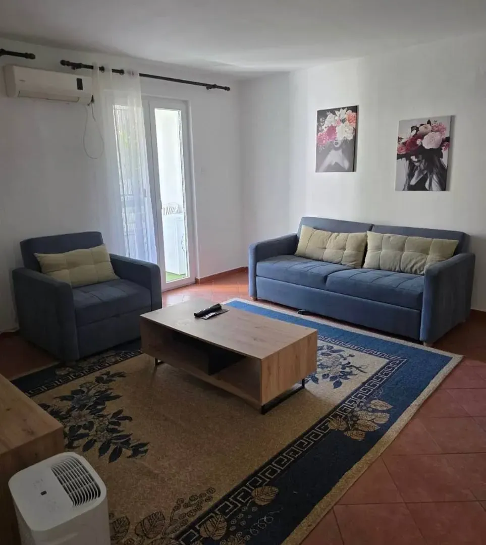 Sale, two bedroom apartment, 61m², Centar, Budva
