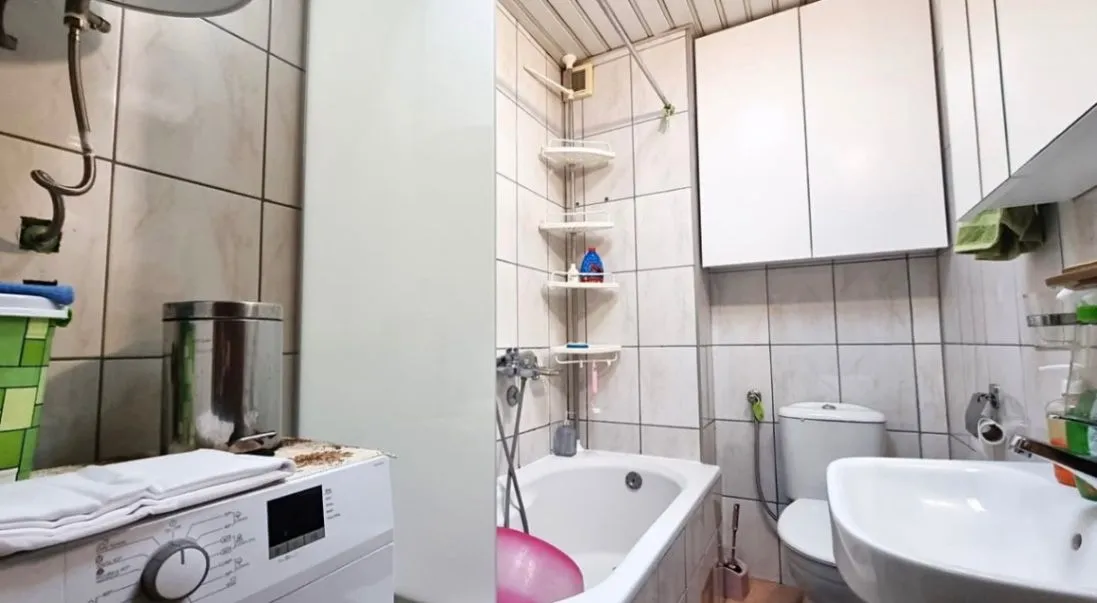 Izdavanje, dvosoban stan, 63m², Blok 9, Podgorica