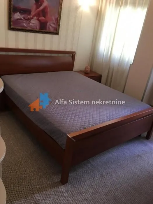 Rent, three bedroom apartment, 90m², Stari Grad, Beograd