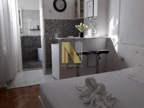 Prodaja, garsonjera, 30m², Centar, Novi Sad - image 2