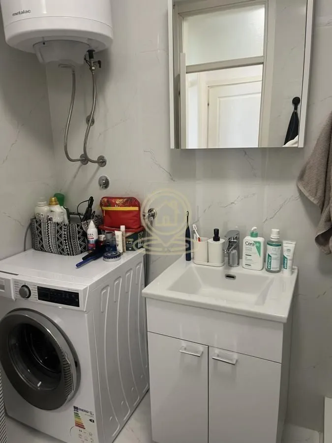 Prodaja, dvosoban stan, 41m², Bulevar Oslobodjenja, Novi Sad Sve Podlokacije